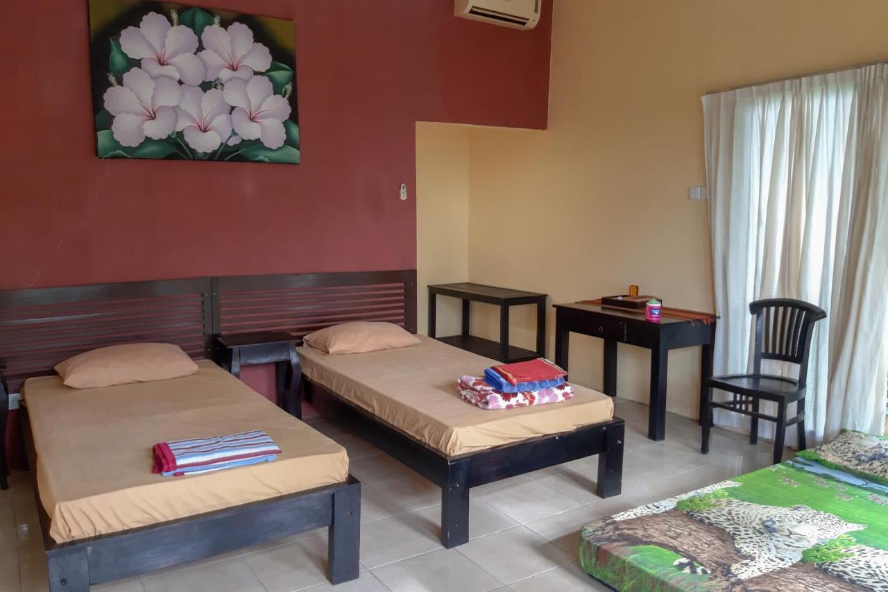 Oyo 3070 Villa Lovina Eco Lodge 外观 照片