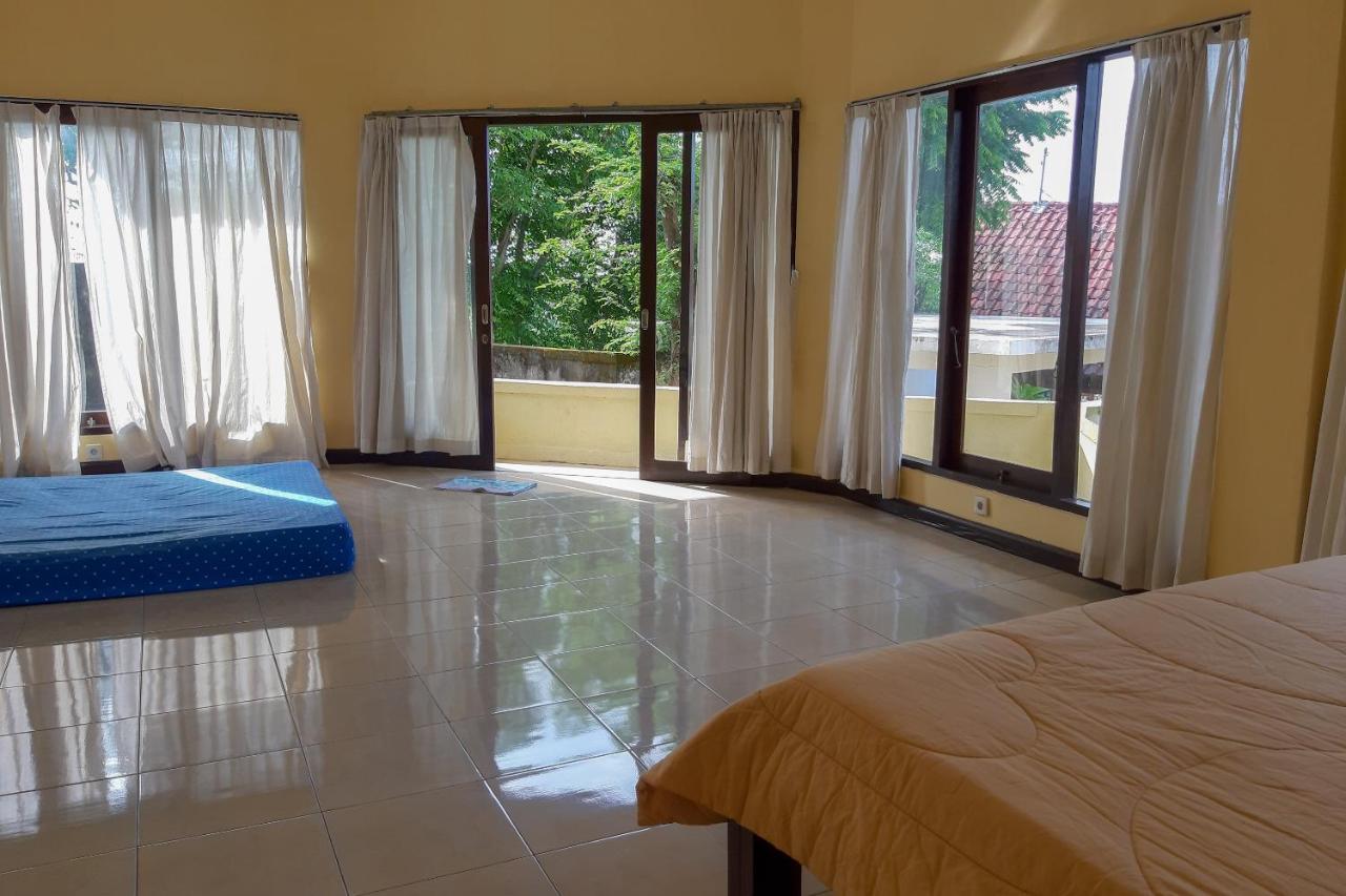 Oyo 3070 Villa Lovina Eco Lodge 外观 照片